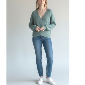 Luna Tuccini Sage Green Shaker Knit Faux Wrap V-Neck Pullover Sweater M Cozycore